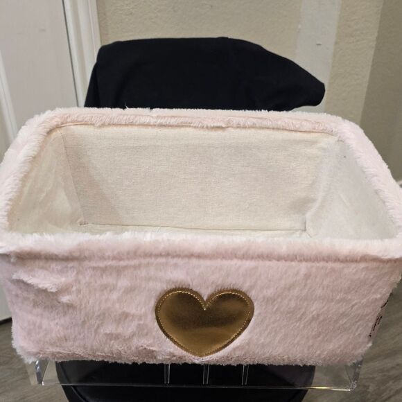 Juicy Couture Home Gold Heart Velour Decorative Storage Basket - Picture 3 of 4